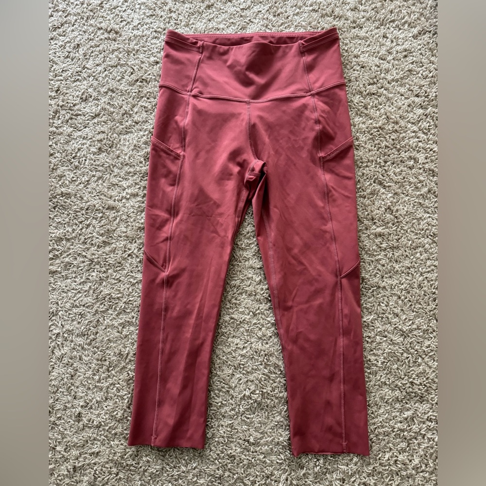 Lululemon leggings size 6 crop
